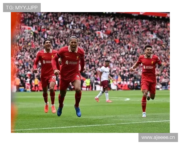 利物浦重返英超争冠行列:赛季走势变化与竞争格局调整