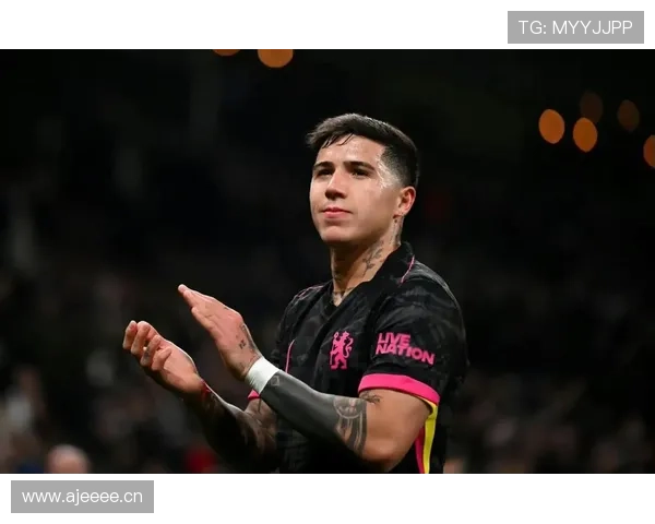 维蒂尼亚与恩佐·费尔南德斯中场组织模式及节奏控制差异解析