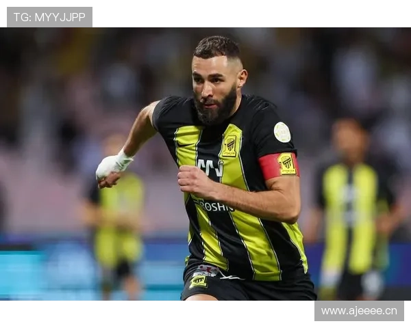 C罗与本泽马沙特联赛进攻效率及战术角色对比分析