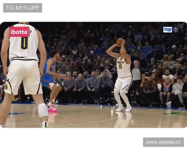 霍姆格伦挡拆拉开空位 对抗约基奇较菜鸟季提效